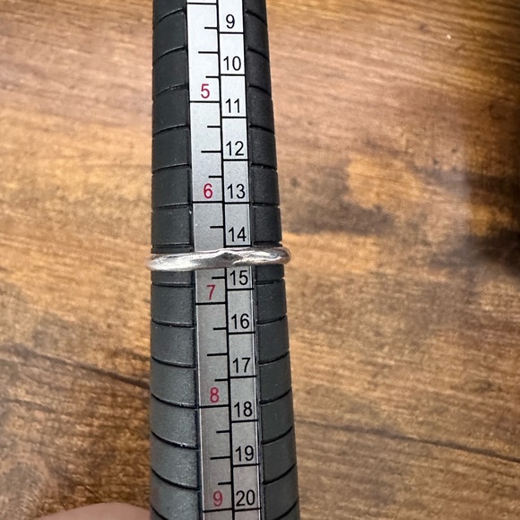 Native mother of pearl ring - Picture 6 of 6